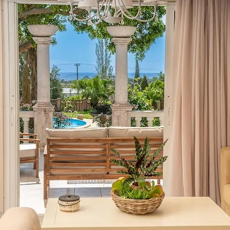Gaia Residences With Lush Garden And Pool Holiday home