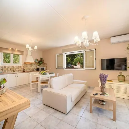 Gaia Residences With Lush Garden And Pool * Argostoli (Kefalonia)