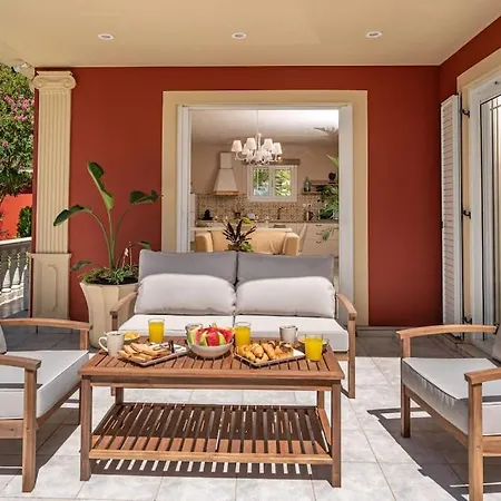 בית נופש Gaia Residences *