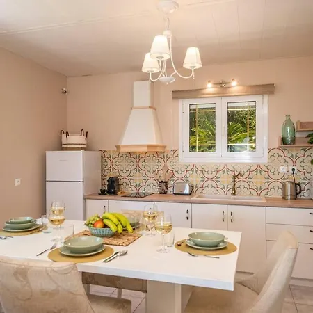 בית נופש Gaia Residences ארגוסטולי