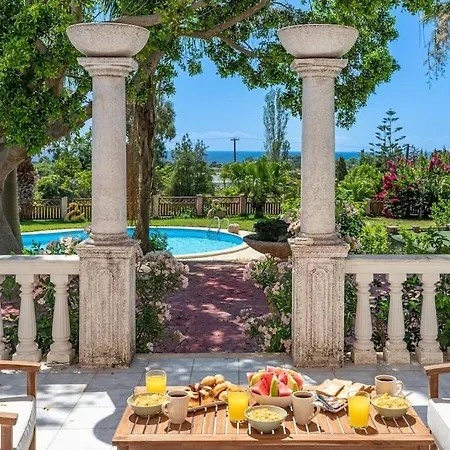 Gaia Residences Vakantiehuis *