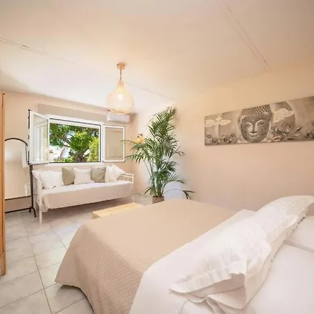 בית נופש Gaia Residences ארגוסטולי